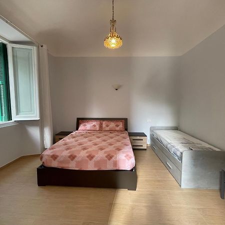 Casa Al Mare Lägenhet Savona Exteriör bild
